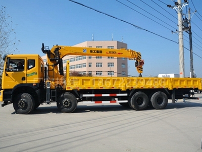 平潭县5吨随车吊清障车 多功能救援与工程作业的得力助手